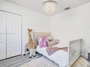 20456 NW 8th Ct, Miami Gardens FL 33169