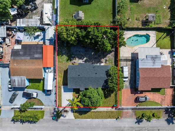 18931 NW 44th Ave, Miami Gardens FL 33055