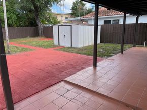 271 NW 57th Ct, Miami FL 33126