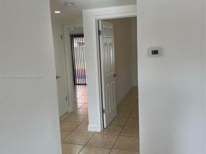 271 NW 57th Ct, Miami FL 33126