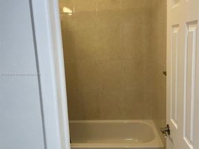 271 NW 57th Ct, Miami FL 33126