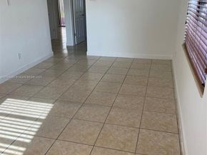 271 NW 57th Ct, Miami FL 33126