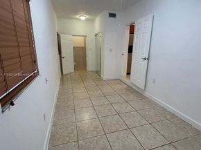 271 NW 57th Ct, Miami FL 33126