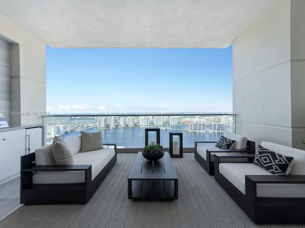 17975 Collins Ave N4602, Sunny Isles Beach FL 33160