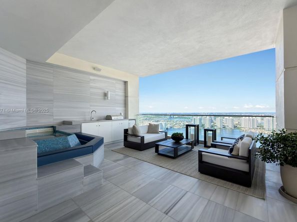 17975 Collins Ave N4602, Sunny Isles Beach FL 33160