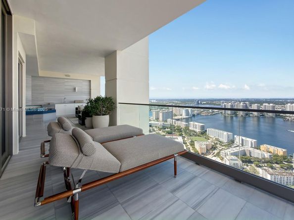 17975 Collins Ave N4602, Sunny Isles Beach FL 33160