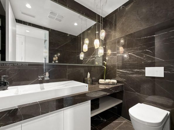17975 Collins Ave N4602, Sunny Isles Beach FL 33160