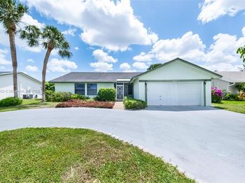 19476 Carolina Cir