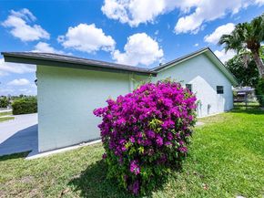 19476 Carolina Cir, Boca Raton FL 33434