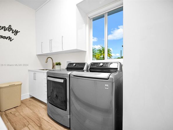 433 NW 127th Ave, Miami FL 33182