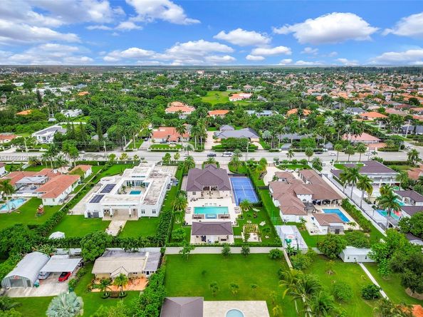 433 NW 127th Ave, Miami FL 33182