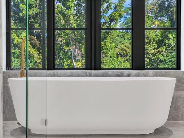 4191 Battersea Rd, Miami FL 33133