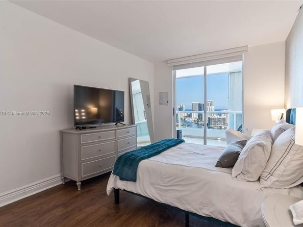 21205 Yacht Club Dr 3001, Aventura FL 33180