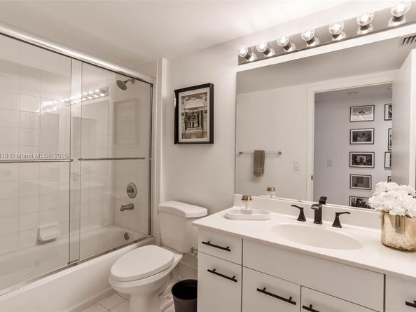 21205 Yacht Club Dr 3001, Aventura FL 33180