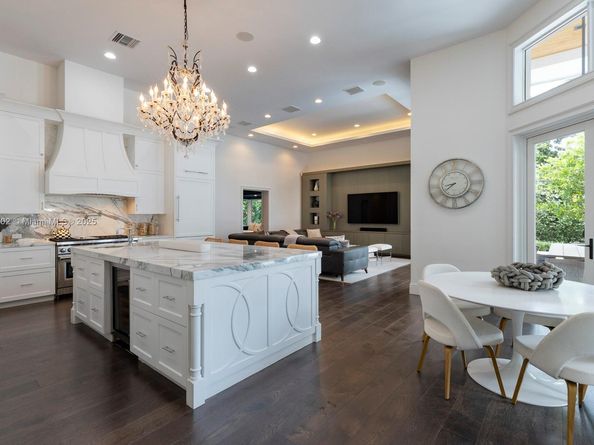 11645 SW 69th Ave, Pinecrest FL 33156