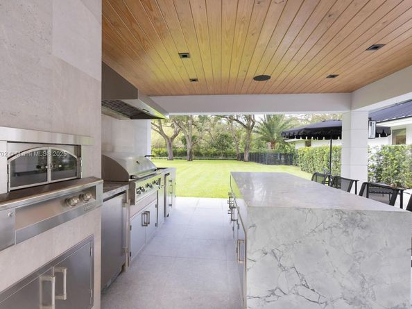 11645 SW 69th Ave, Pinecrest FL 33156