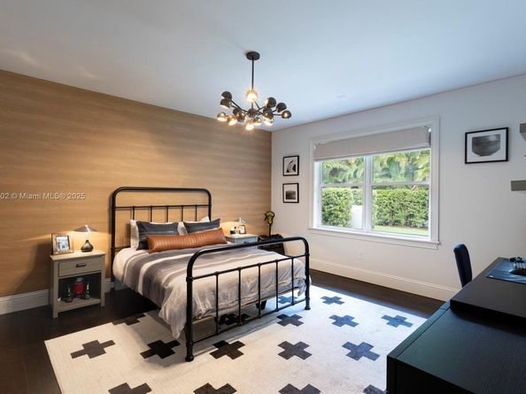 11645 SW 69th Ave, Pinecrest FL 33156