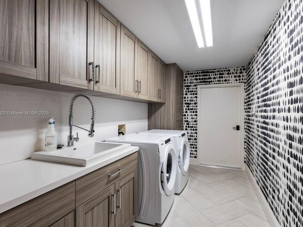 11645 SW 69th Ave, Pinecrest FL 33156