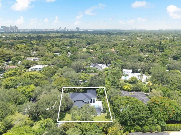 11645 SW 69th Ave, Pinecrest FL 33156