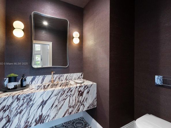 11645 SW 69th Ave, Pinecrest FL 33156