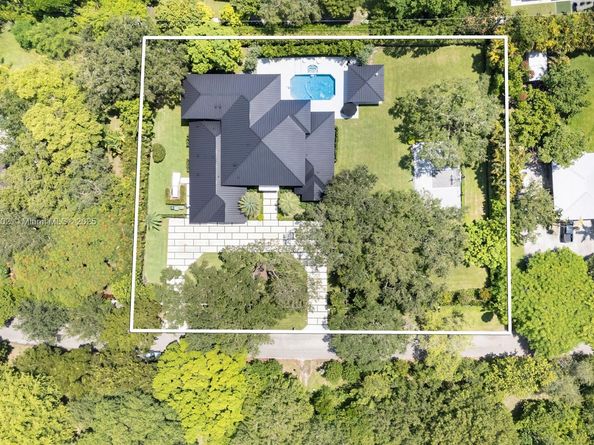 11645 SW 69th Ave, Pinecrest FL 33156