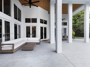 11645 SW 69th Ave, Pinecrest FL 33156