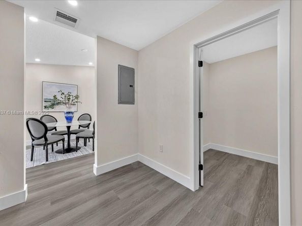 20327 NW 33rd Ave, Miami Gardens FL 33056