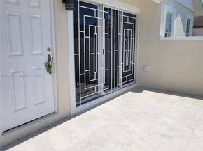 20327 NW 33rd Ave, Miami Gardens FL 33056