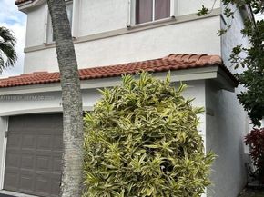 4466 Blossom Ln, Weston FL 33331