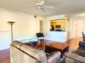 2557 Centergate Dr 101, Miramar FL 33025