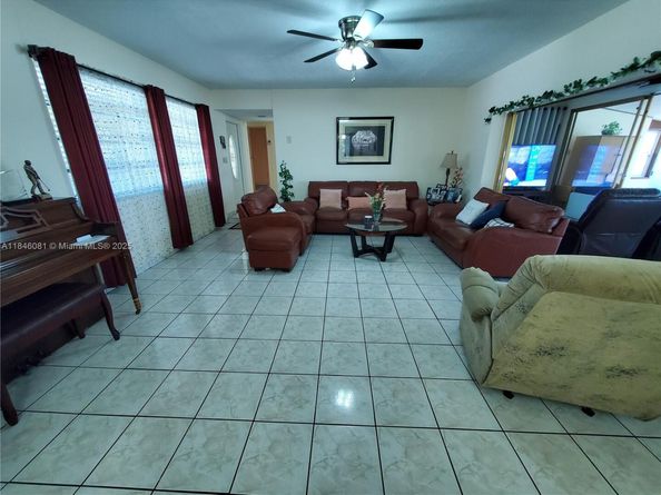 1300 NW 174th St, Miami Gardens FL 33169