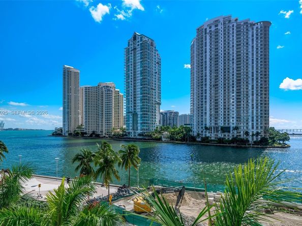 300 S Biscayne Blvd L410, Miami FL 33131