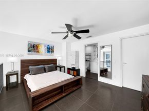 300 S Biscayne Blvd L410, Miami FL 33131