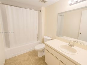 9999 Summerbreeze Dr 216, Sunrise FL 33322