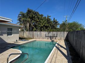 1460 NE 30th Ct, Pompano Beach FL 33064