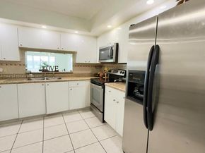 1501 SW 134th Way 206D, Pembroke Pines FL 33027