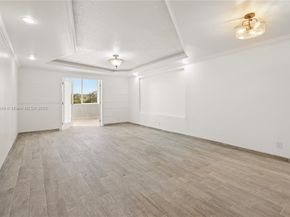 8020 Hampton Blvd 304, North Lauderdale FL 33068