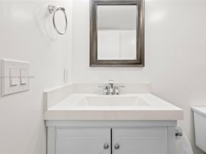 8020 Hampton Blvd 304, North Lauderdale FL 33068