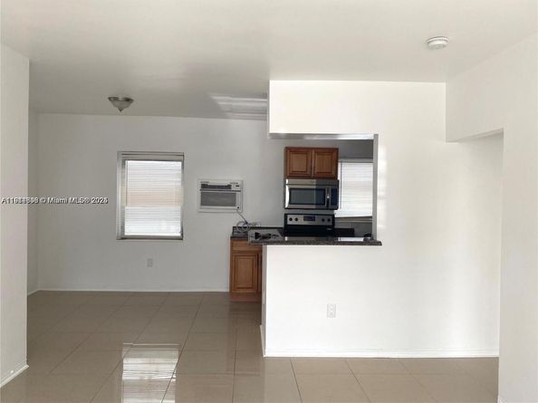 1197 Marseille Dr 12, Miami Beach FL 33141