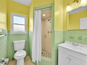 2750 SE 3rd St, Pompano Beach FL 33062