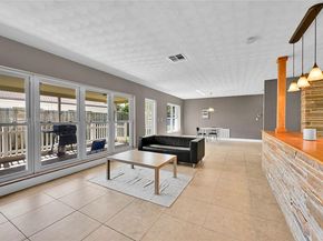 2750 SE 3rd St, Pompano Beach FL 33062