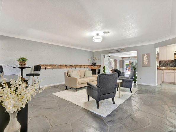 501 SE 7th Ave, Pompano Beach FL 33060