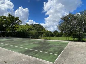 3282 N Pine Island Rd 301, Sunrise FL 33351