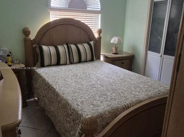 15319 SW 138th Ter, Miami FL 33196