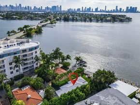 8 Century Ln, Miami Beach FL 33139