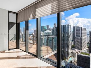88 SW 7th St 3907, Miami FL 33130