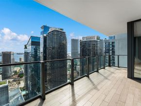 88 SW 7th St 3907, Miami FL 33130