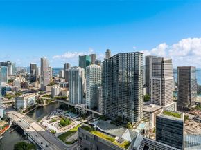 88 SW 7th St 3907, Miami FL 33130