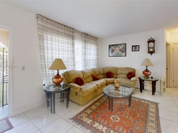 13040 NW 13th Ave, North Miami FL 33167