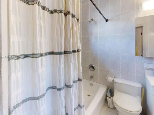 13040 NW 13th Ave, North Miami FL 33167